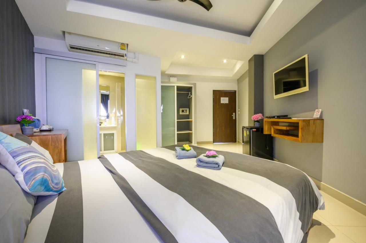 Standard Double Room,1371650048:JPEG